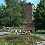 Sturm Bio- & Wellnesshotel In Der Rhoen 4*