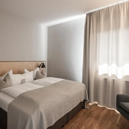 Sturm Bio- & Wellnesshotel In Der Rhoen Отель 4*