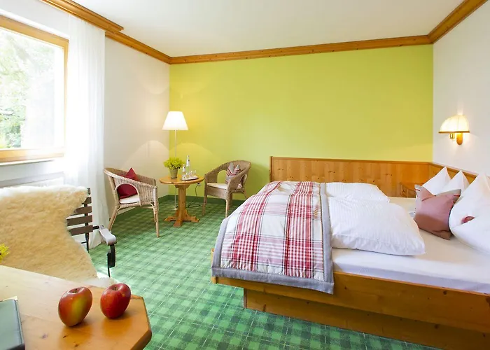 ホテル Sturm Bio- & Wellnesshotel In Der Rhoen 4*